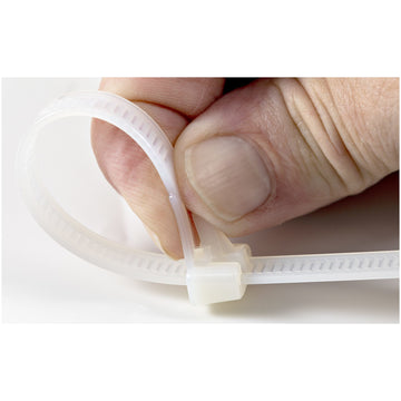 StarTech.com CBMZTRB6 serre-câbles Attache de câble détachable Nylon, Plastique Blanc 100 pièce(s)