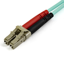 StarTech.com A50FBLCLC15 câble de fibre optique 15 m LC OM3 Couleur aqua StarTech.com
